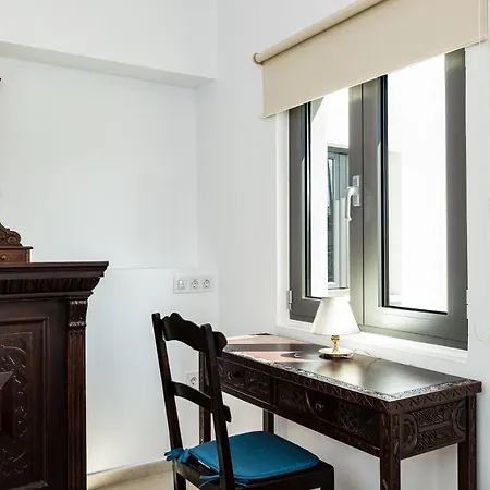 Muazzo Historic Residence, In The Village Core, By Thinkvilla 别墅